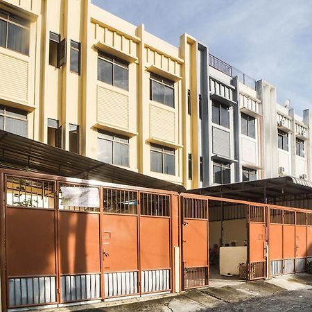 Spot On 91977 Kost Ketapang Syariah Hotel เมดาน ภายนอก รูปภาพ